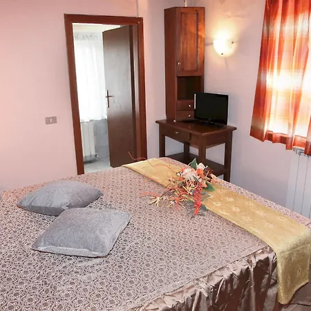 Dora Hotel