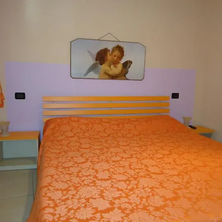 Hotel Dora