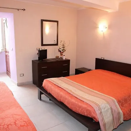 Dora Hotel Carrara