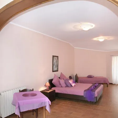 Hotel Dora