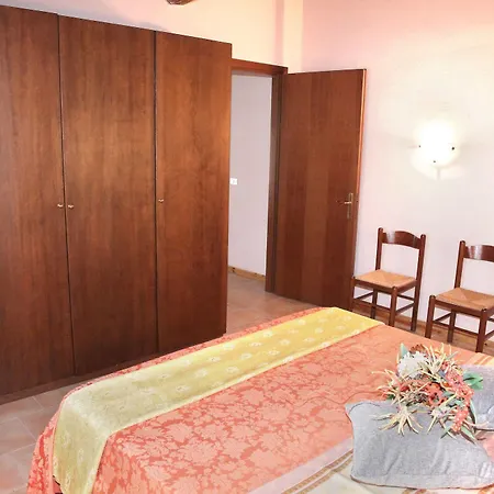 Hotel Dora