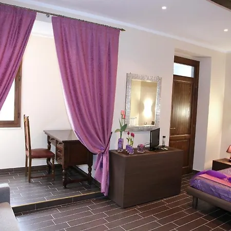 Dora Hotel Carrara