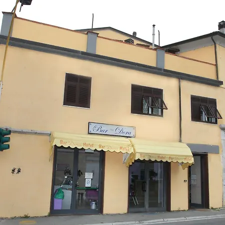 Hotel Dora
